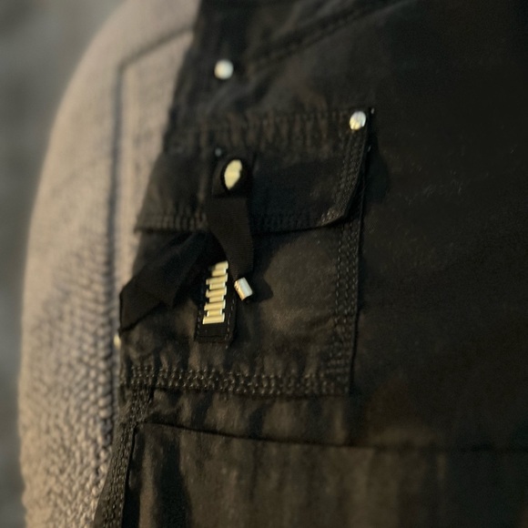 WHITE HOUSE BLACK MARKET SILVER STUDDED BLACK SHORTS,  Size 6,  Good condition - Picture 2 of 4